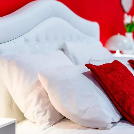 Red Chic Appartement